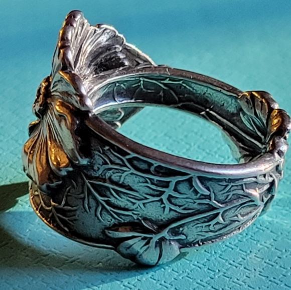 Antique Vintage Wild Prarie Roses Spoon Ring in Sterling Silver - Picture 5 of 12